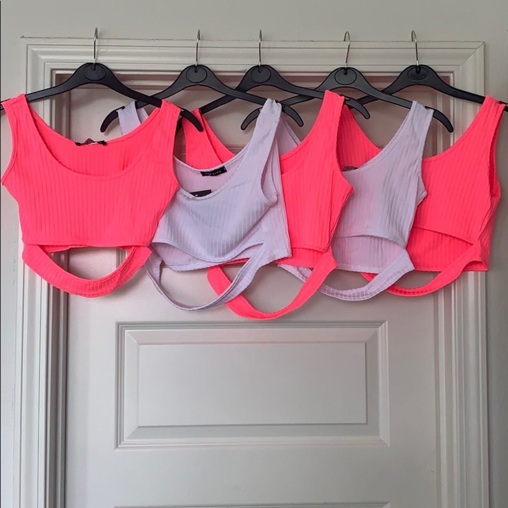 Crop tops